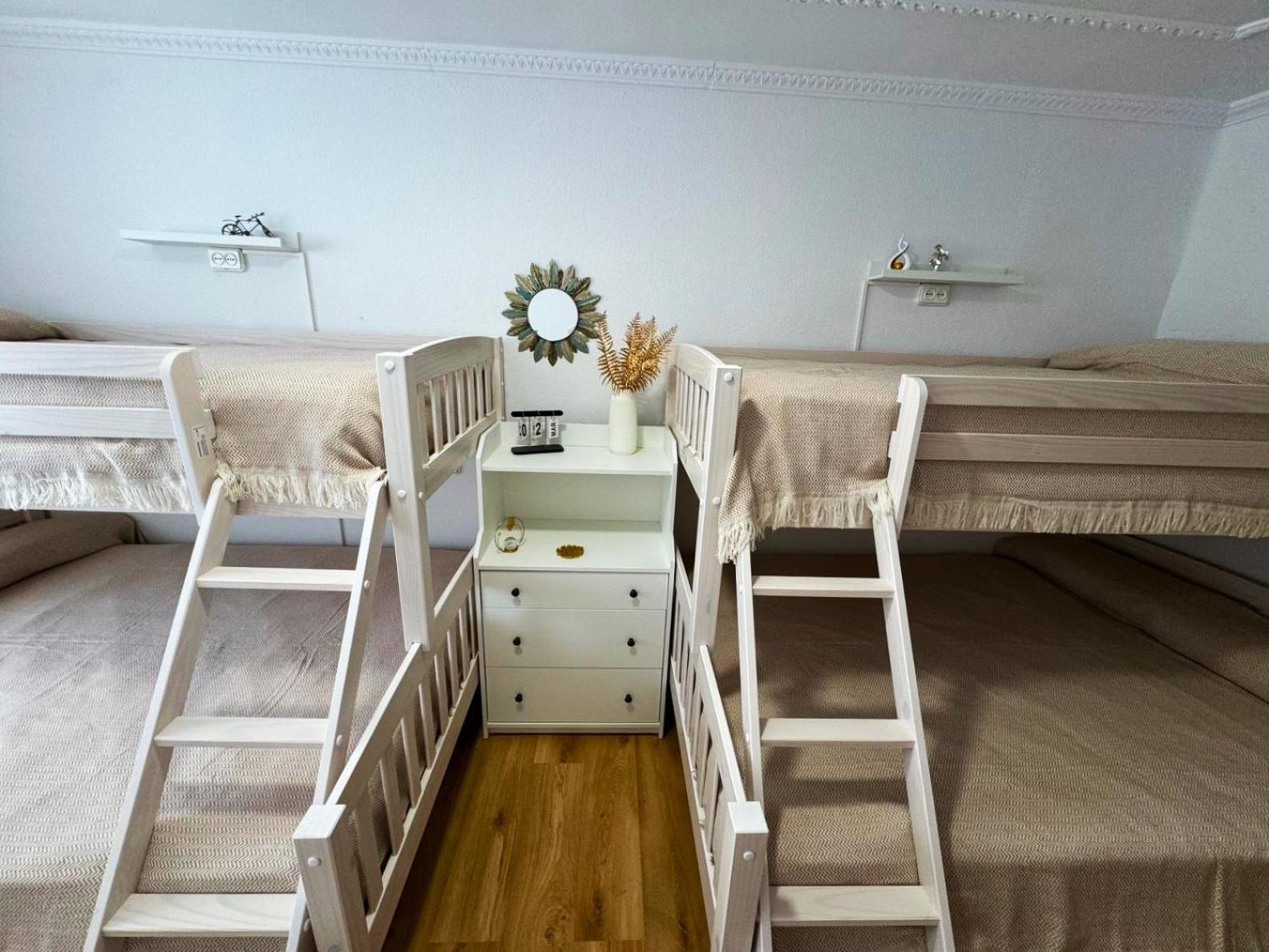 Apartamento Barbastro Салоу Екстериор снимка